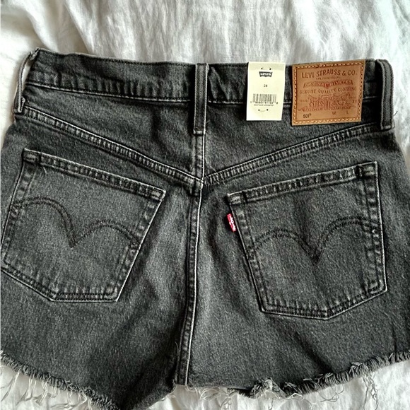 Levi’s 501 Denim Shorts - Picture 4 of 8